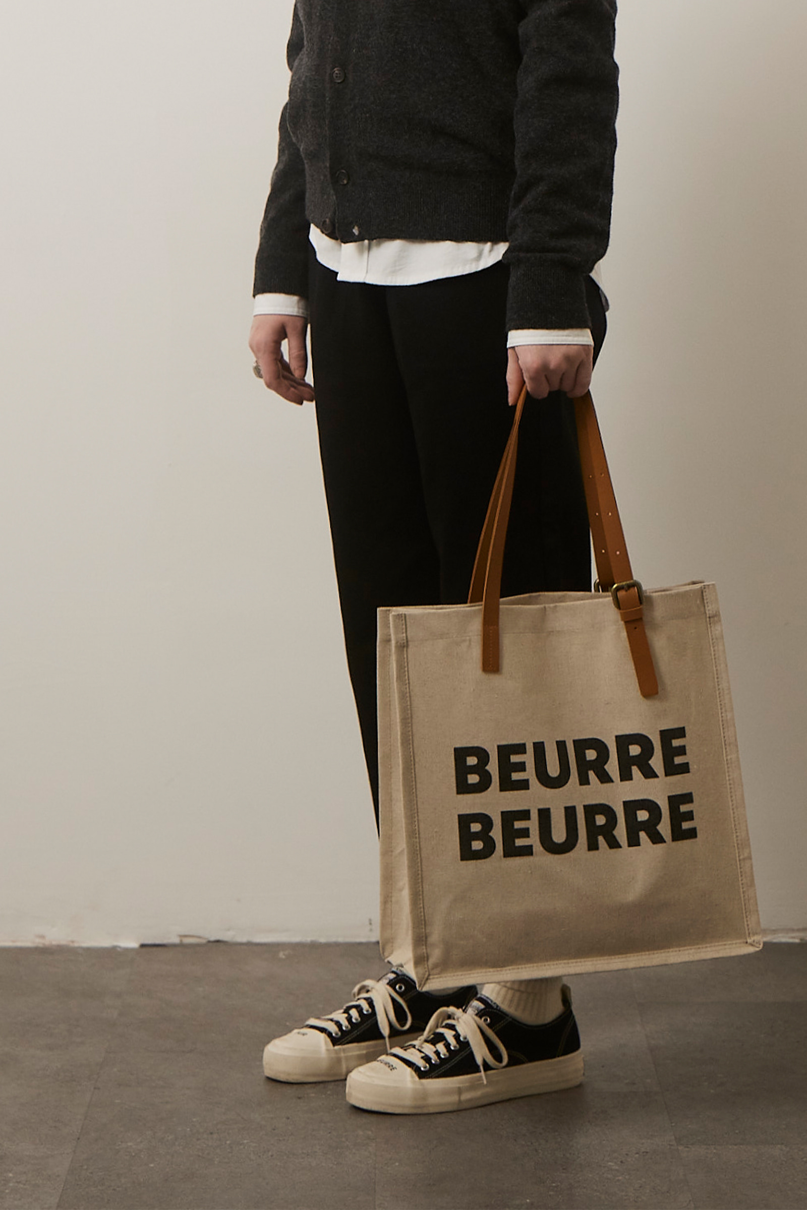 ep.5 Beurre Shopper Bag(Black)